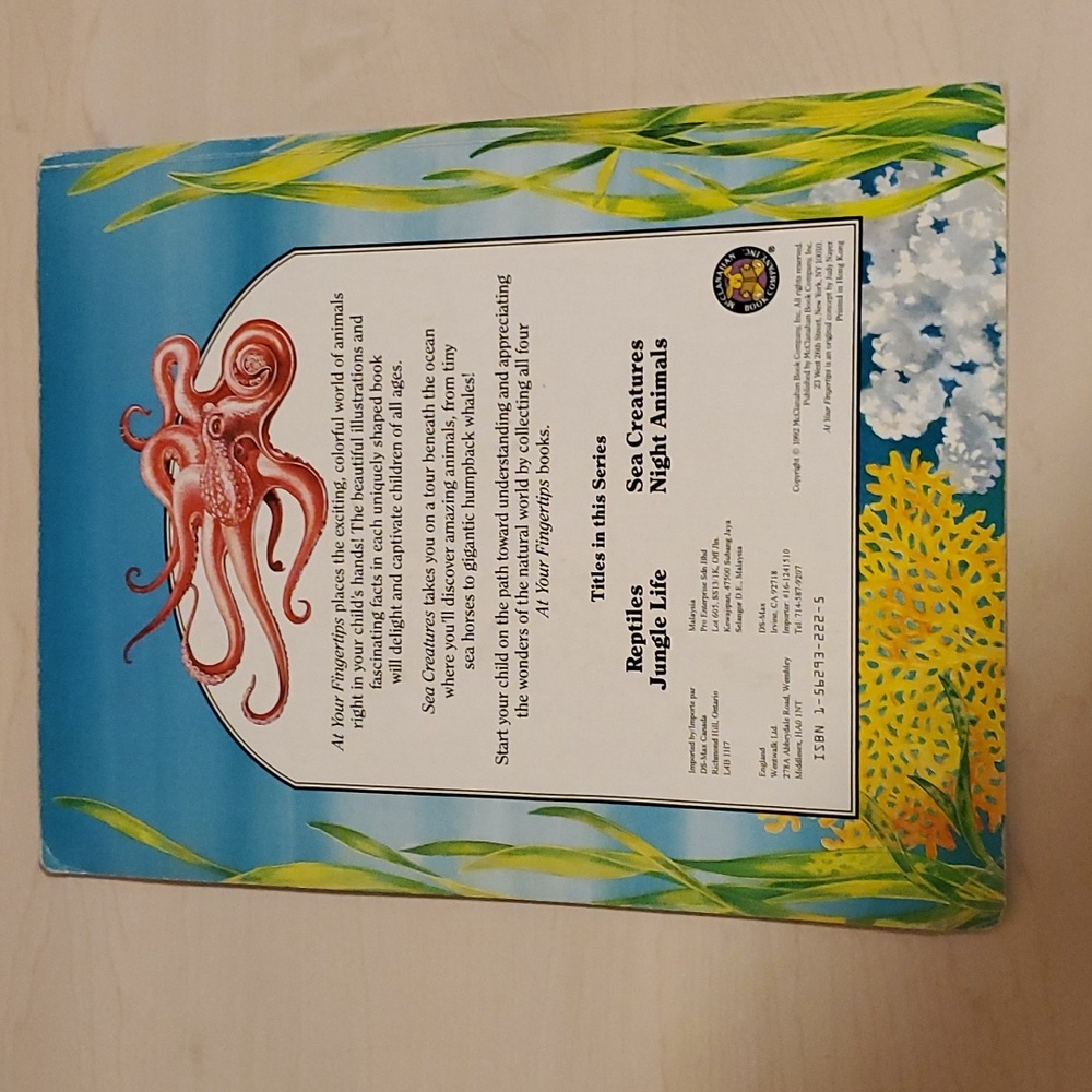 Sea Creatures at Your Fingertips by Judy Nayer - Picture 2 of 2
